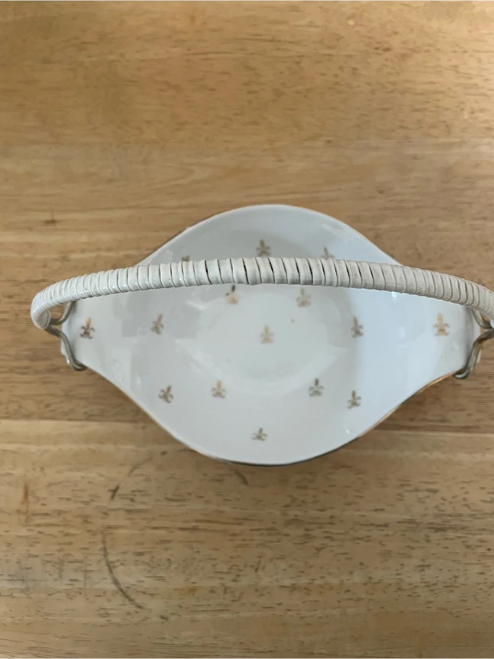 Vintage White porcelain basket gold Fleur de Lis pattern woven handle